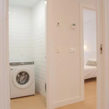 Apartamento Av Manuel Junquera 27 *