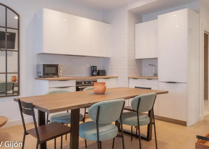 Διαμέρισμα Avg Manuel Junquera 27 *