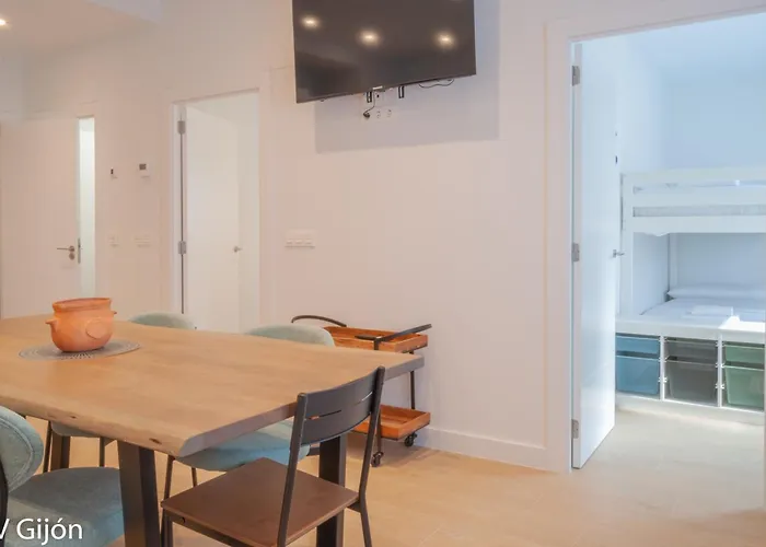 Avg Manuel Junquera 27 Διαμέρισμα *